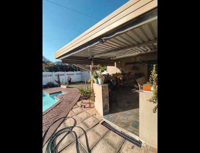4 BEDROOM HOUSE FOR SALE IN VAALPARK